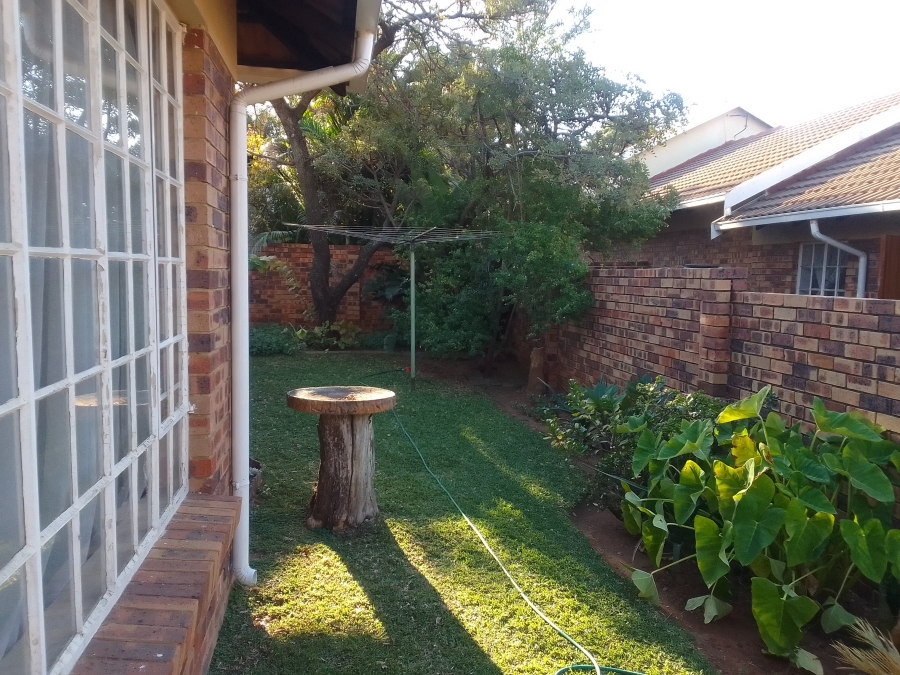 3 Bedroom Property for Sale in Geelhoutpark North West